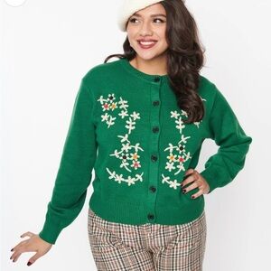 Green & Multicolor Floral Cardigan by Unique Vintage size S